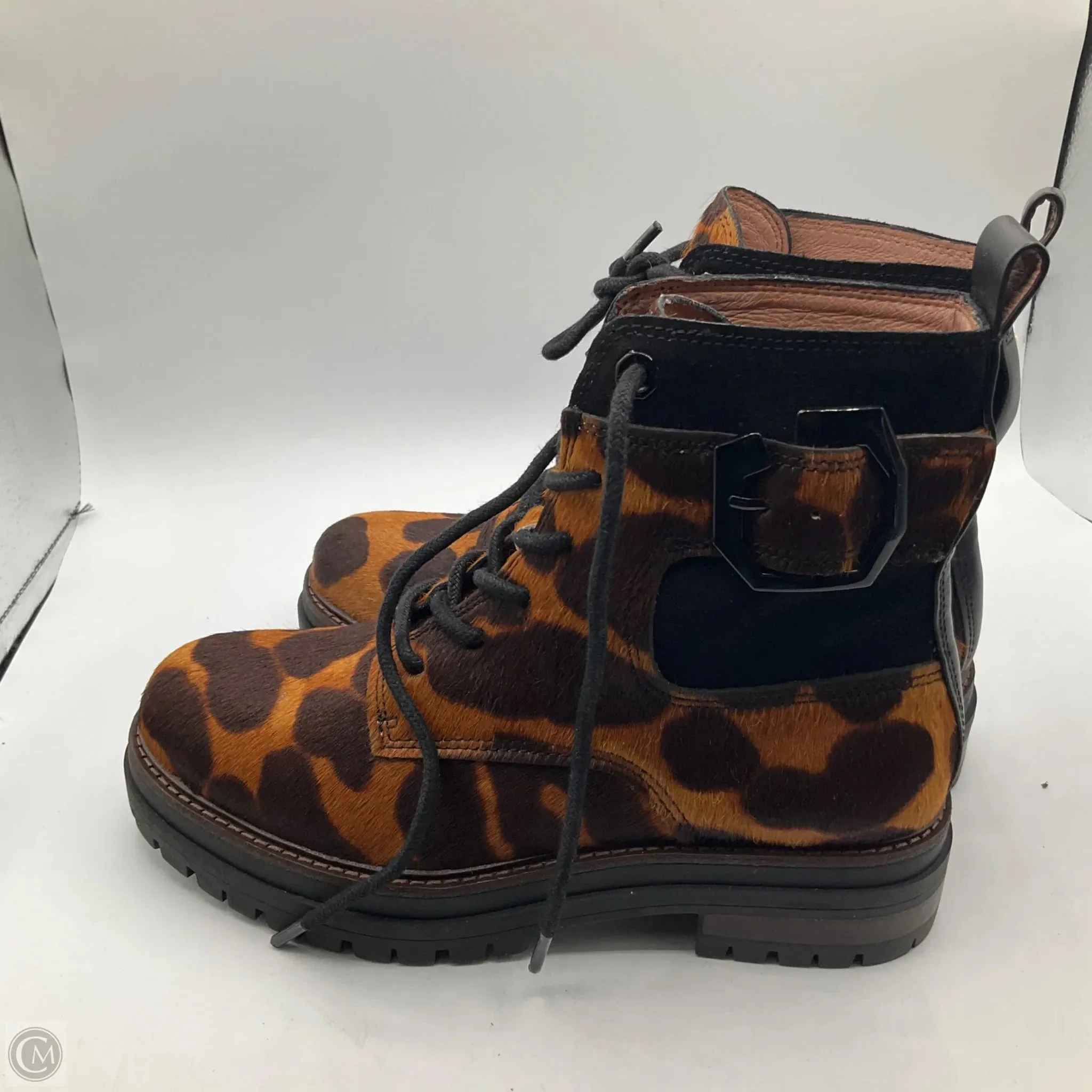 Boots Ankle Flats By Louise Et Cie In Animal Print, Size: 7