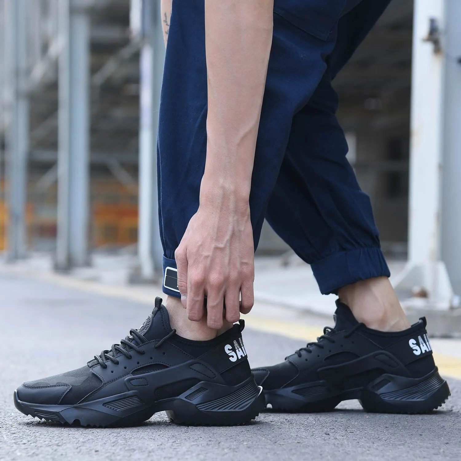 Breathable and Smash Resistant Comfortable Lightweight Steel Toe Shoes Sneakers TFWMGV™ K768