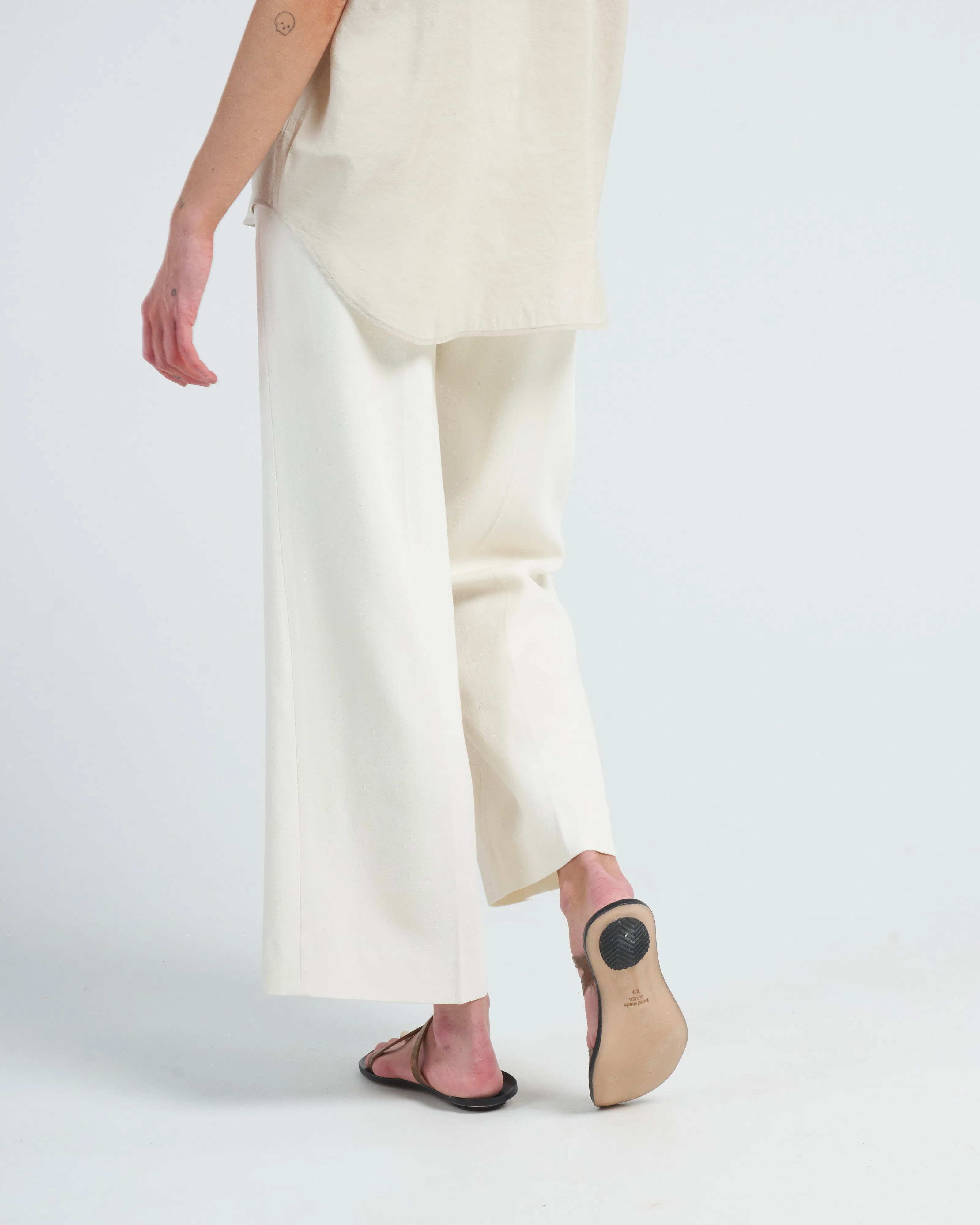clean wide trousers - macadamia