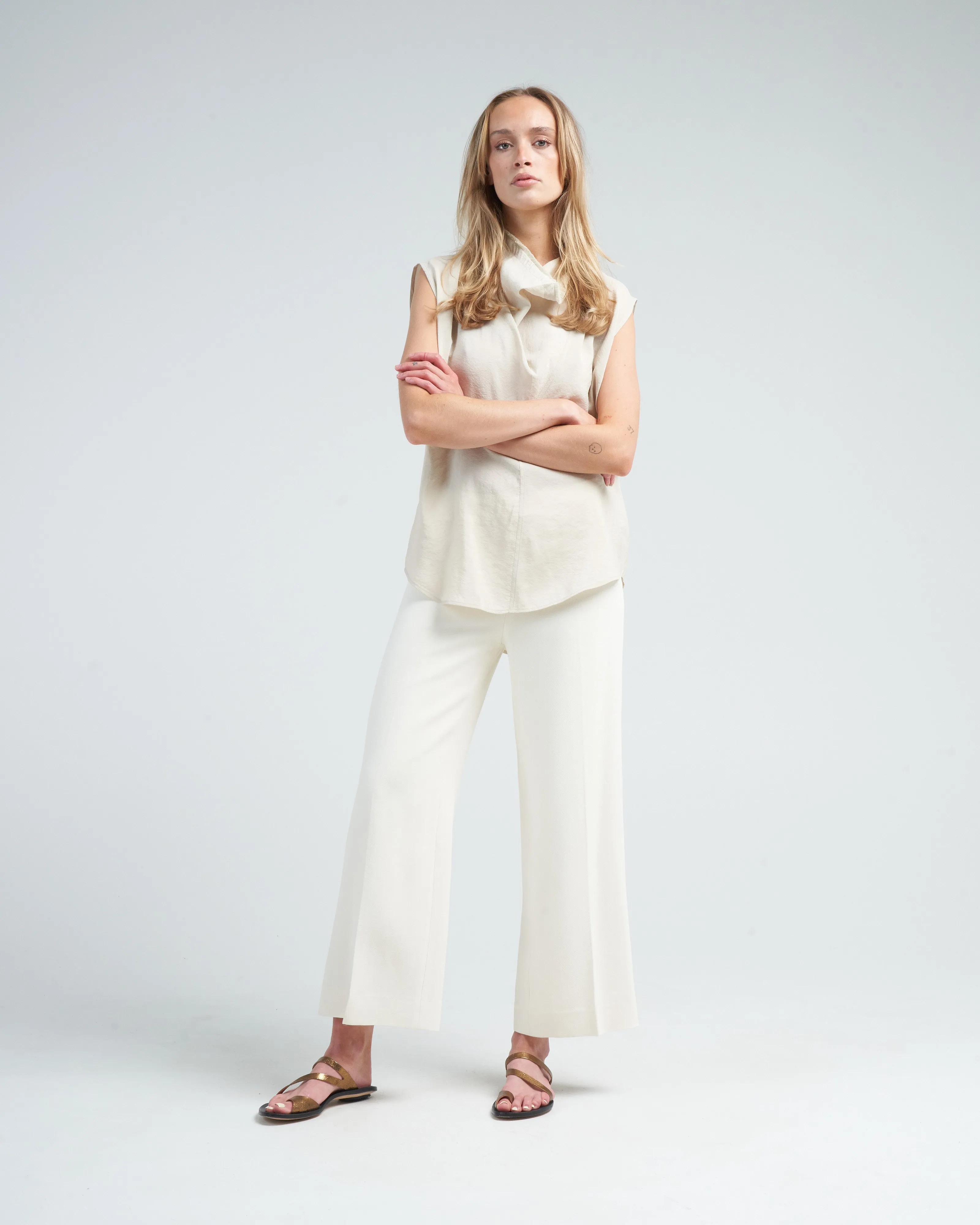 clean wide trousers - macadamia