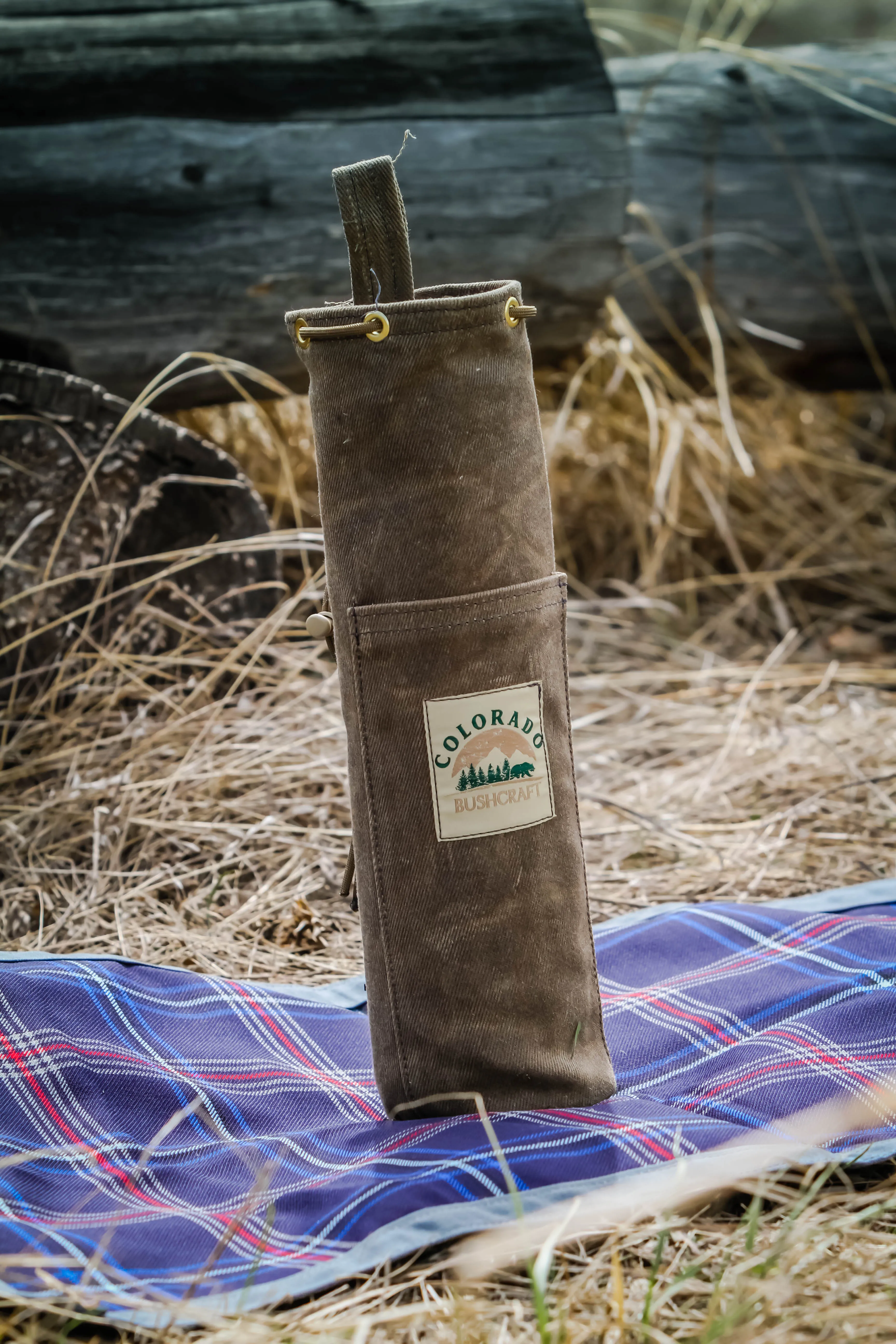 Handmade Waxed Canvas Wool Insulated Beer Crowler / Wine Bottle Carrier Bushcraft Round Bag