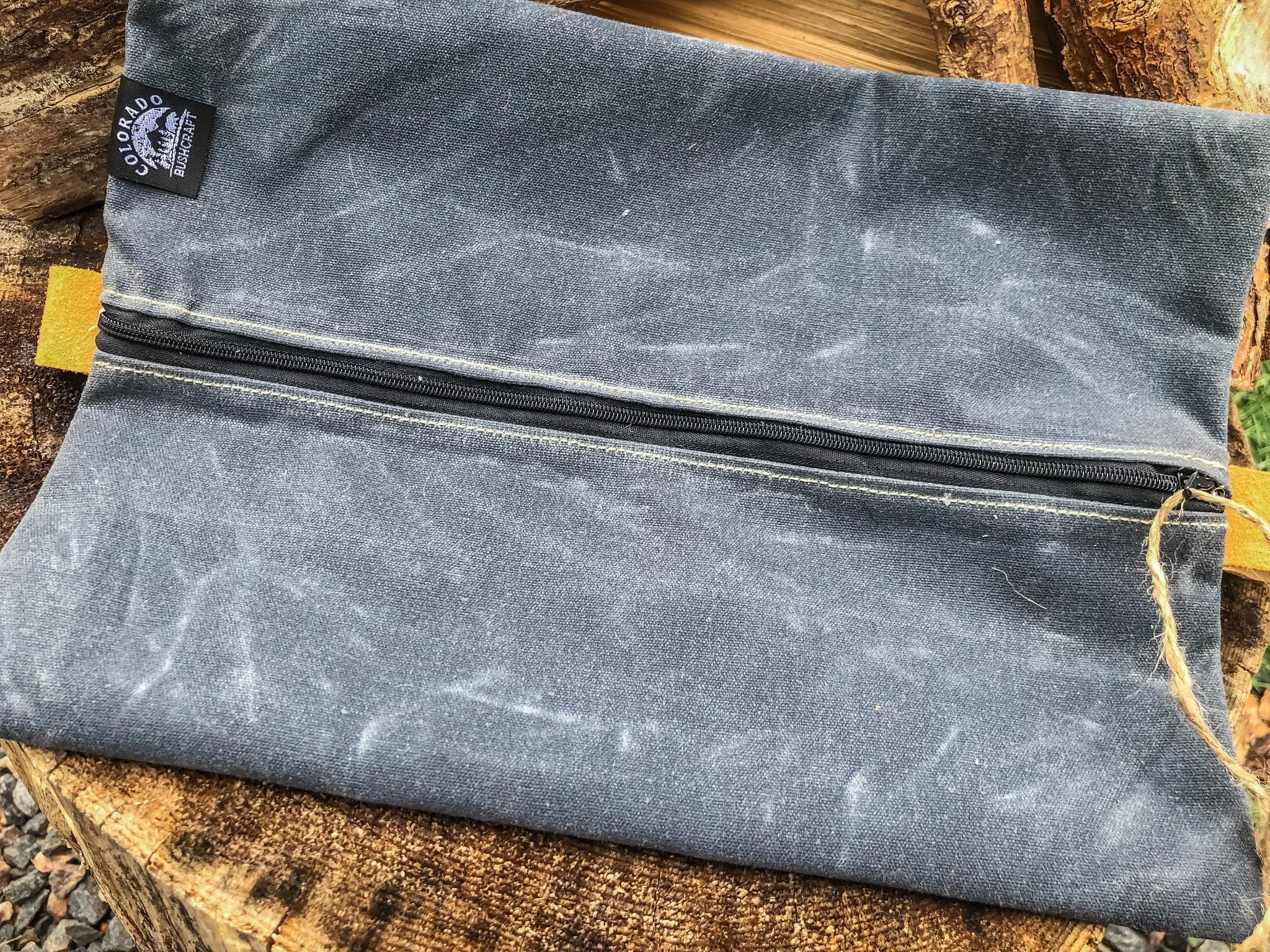 Handmade Waxed Canvas Zippered Flat Pouch Bushcraft Survival Camping Grooming (Various Colors)