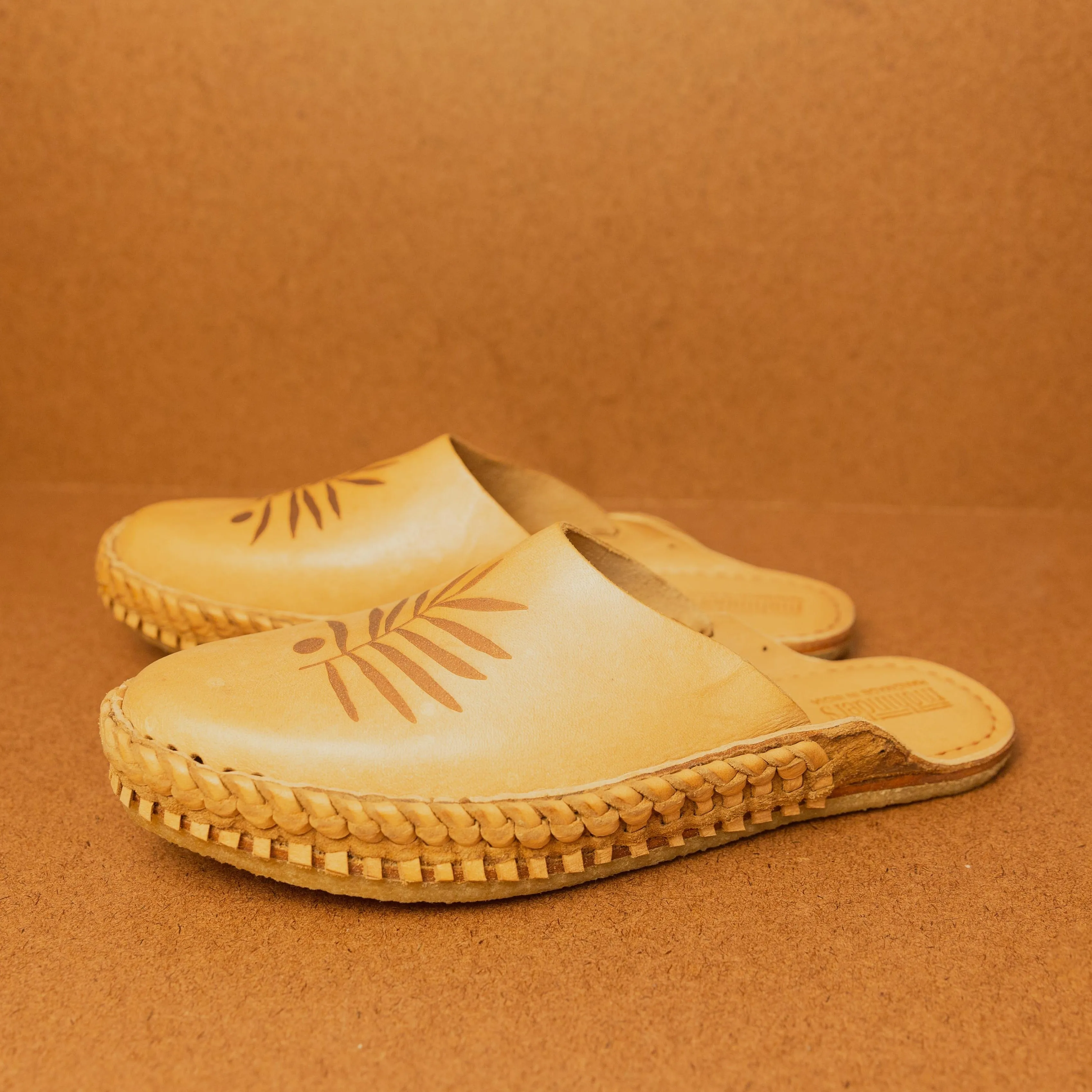 Mohinders Men's "The Simplest of Things" City Slippers in Honey