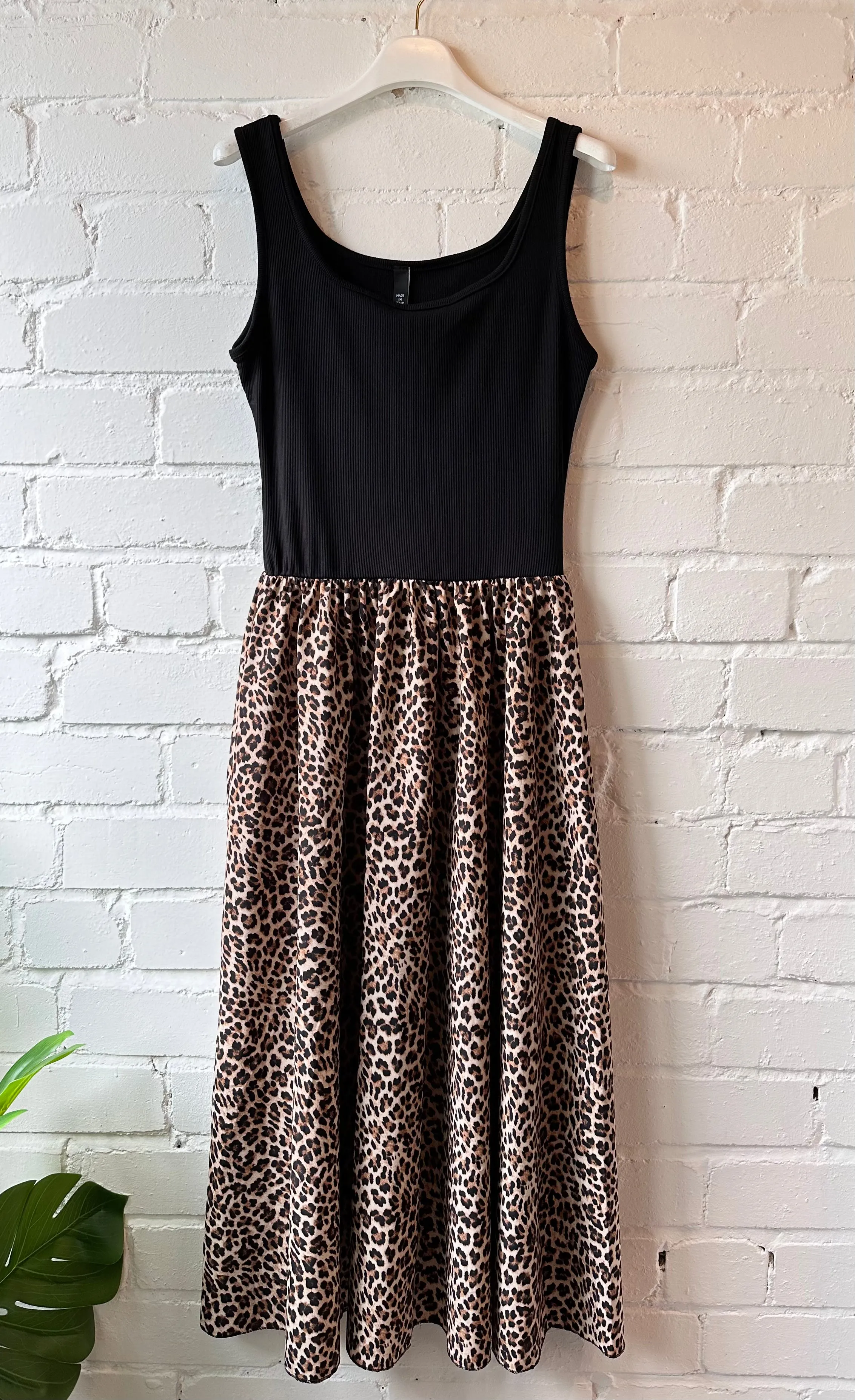 Stone Broderie Anglaise Vest Pocket Dress
