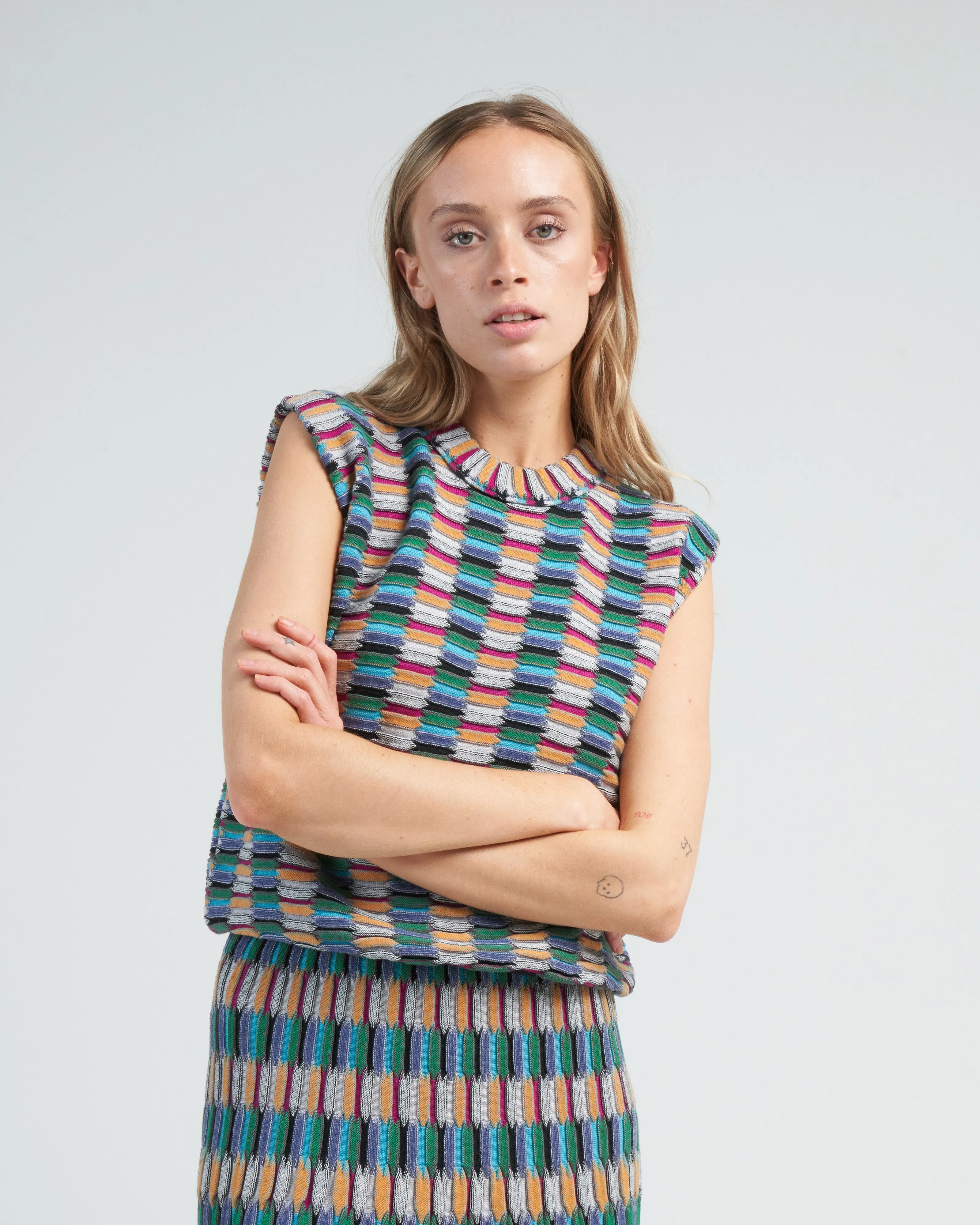 structured top zellige stitch - multi black