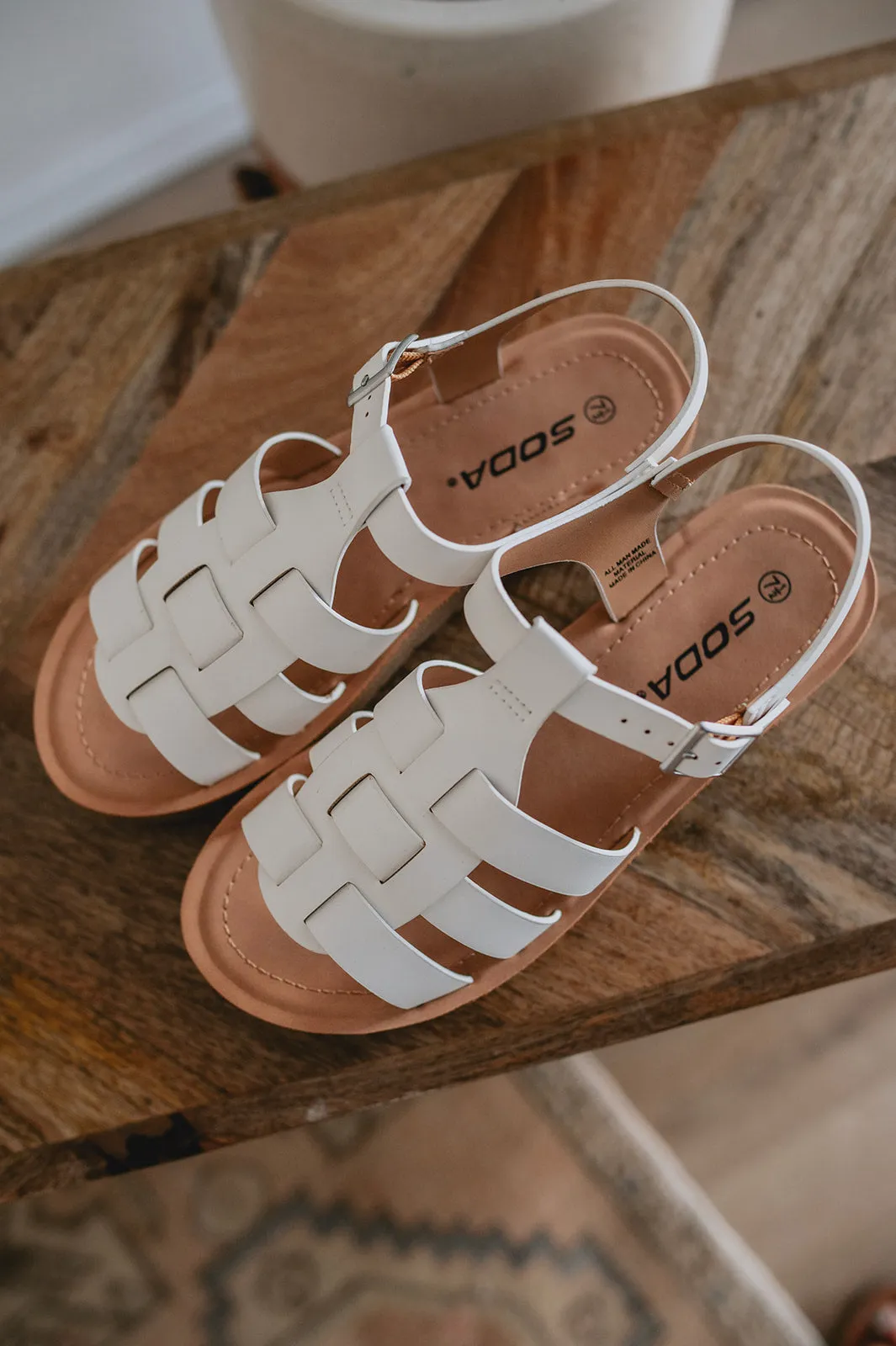 The Fisherman Sandals - White