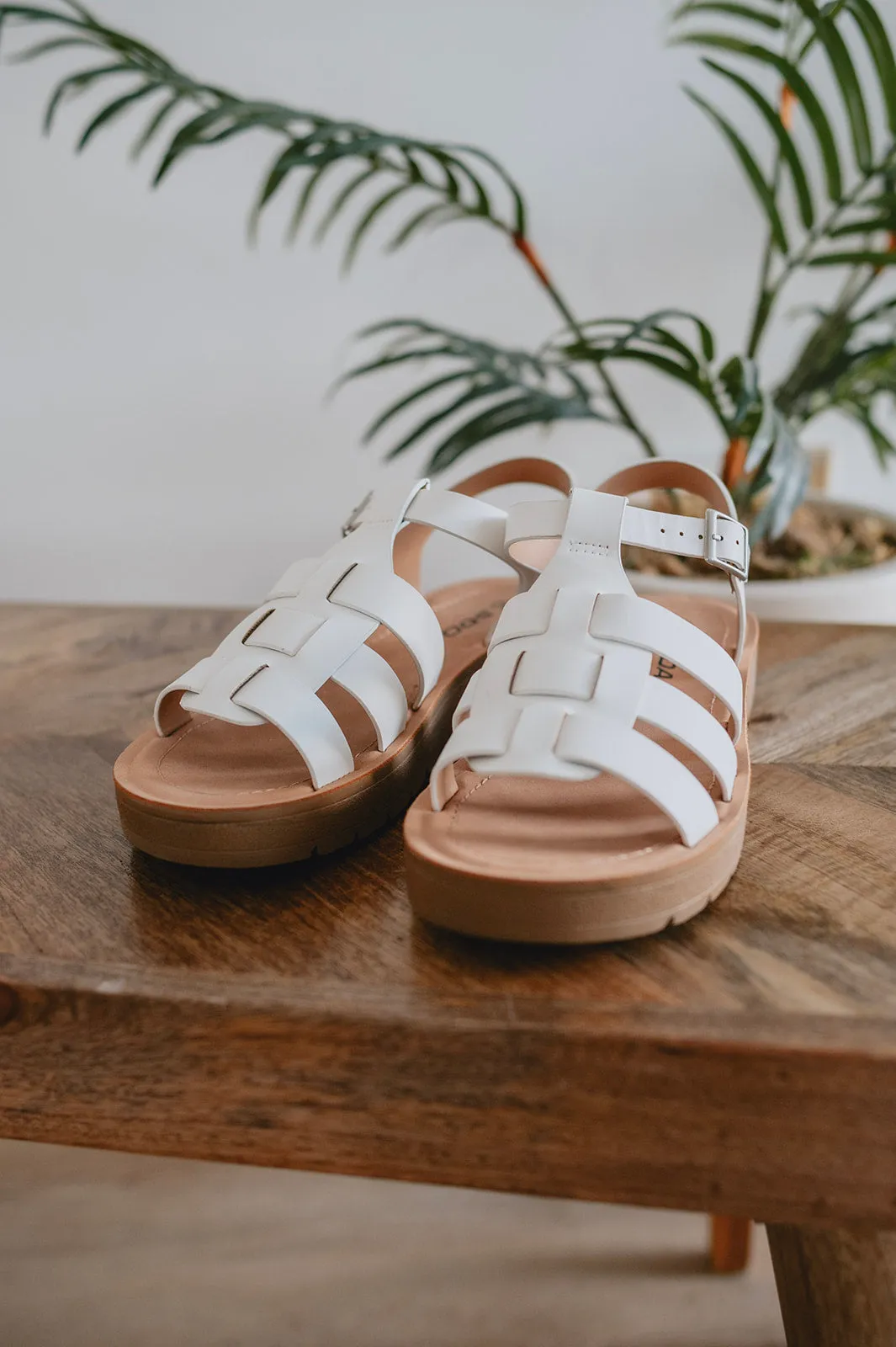 The Fisherman Sandals - White