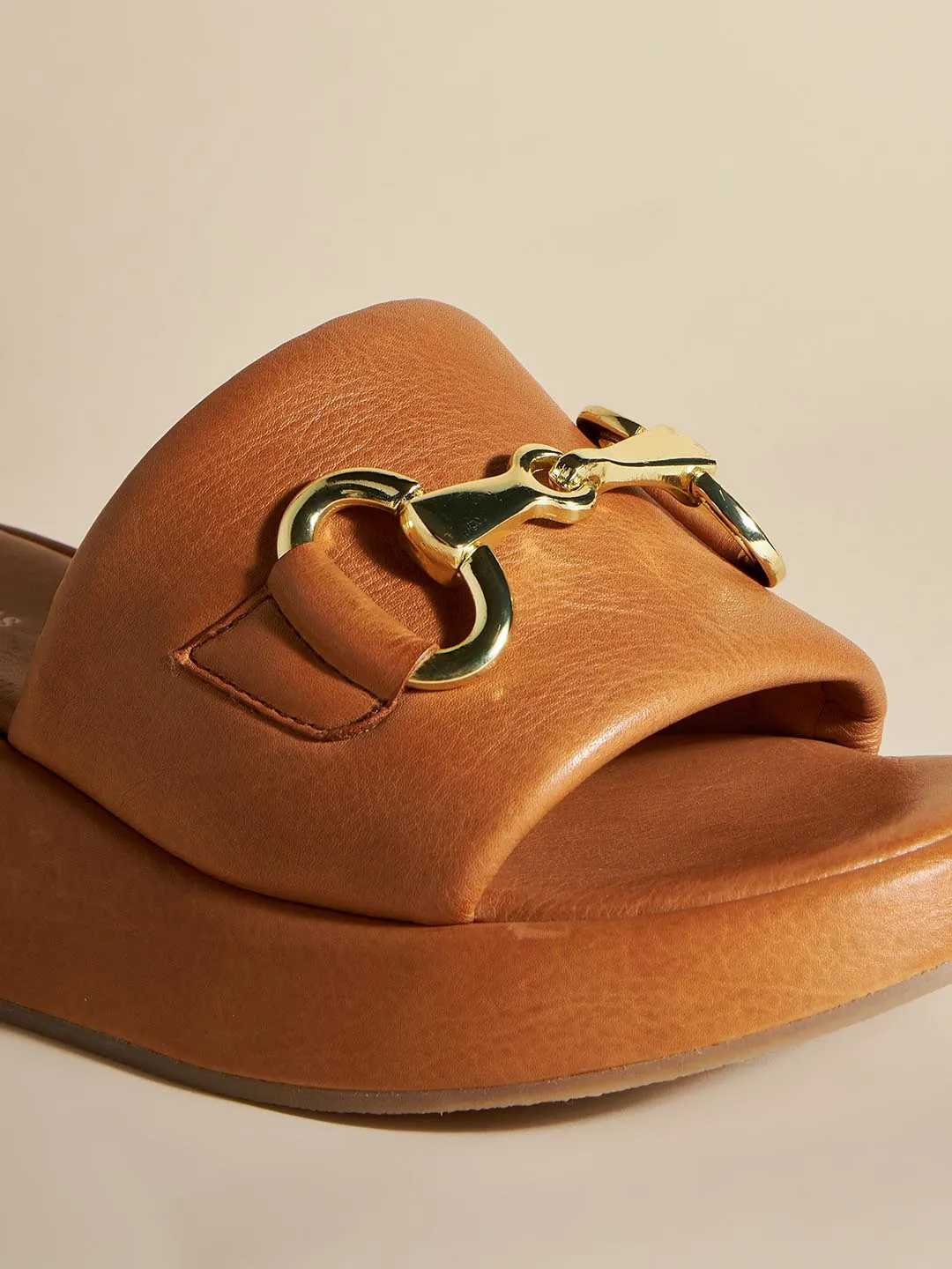 Venezia Leather Wedge