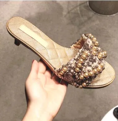 Women FlatSlipper round peep toe women Pearls Flat Slippers Outdoor Mules Flip Flop Beads Slides Beach Shoes Woman Sandalet
