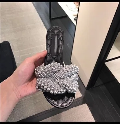 Women FlatSlipper round peep toe women Pearls Flat Slippers Outdoor Mules Flip Flop Beads Slides Beach Shoes Woman Sandalet