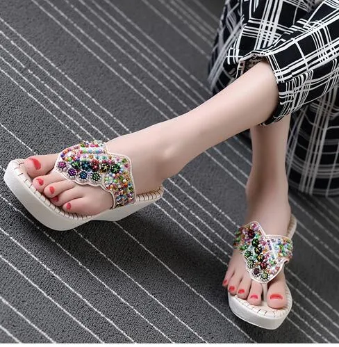 Women Summer Chunky Heels Beading Wedges Platform Retro Slippers  New Arrival Rhinestone Bohemia Style Lady Beach Flip Flops