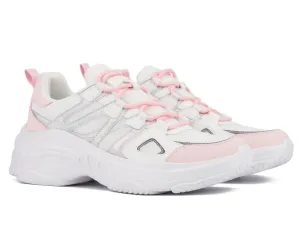 Women's Show Off Low Top Sneaker