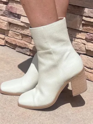 Yellow Box Maora Heeled Boot